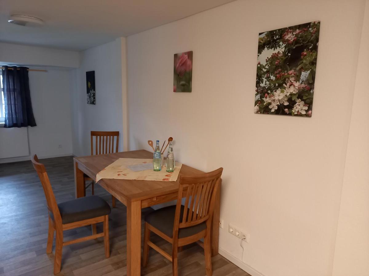 Wollroeder Krug Hotel Guxhagen Bagian luar foto